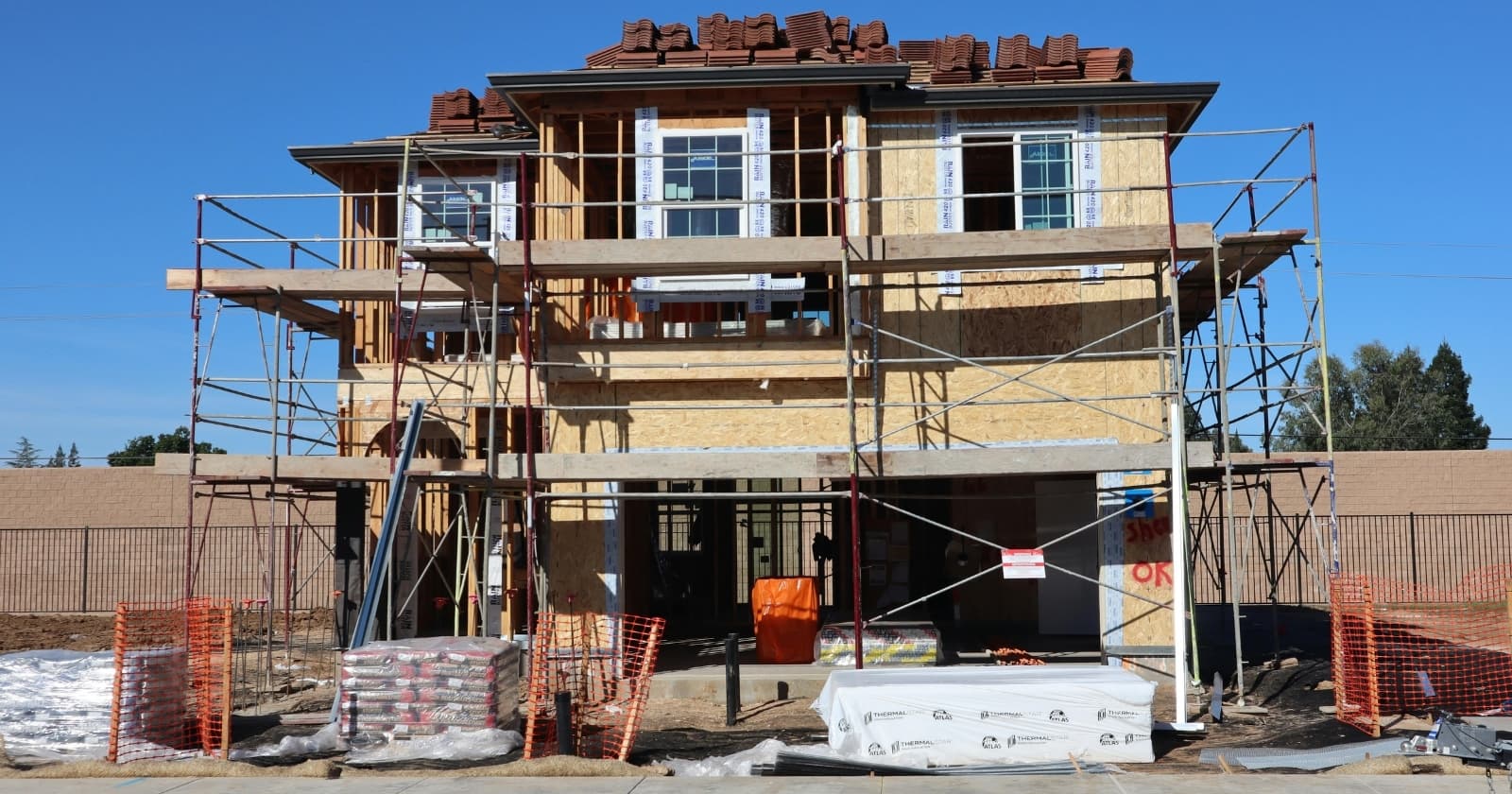 Georgetown New Construction vs. Resale Homes: A Buyer Comparison