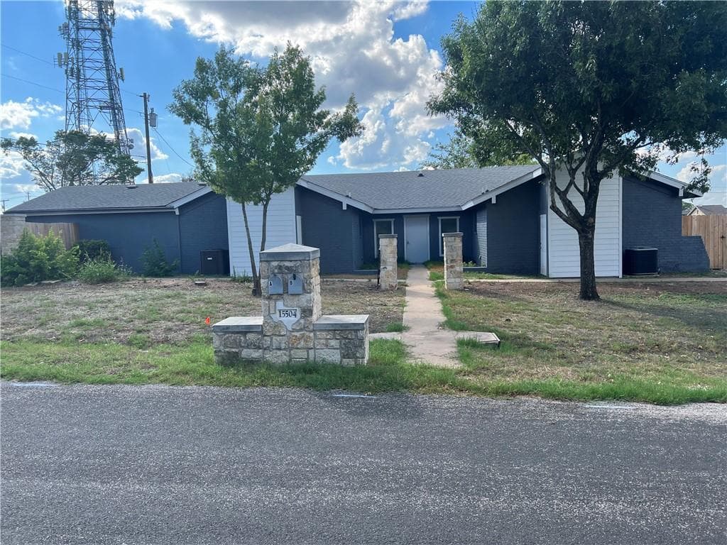 15504  Spring Hill Ln