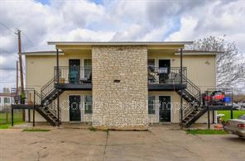 8418 Riverstone Dr #D
