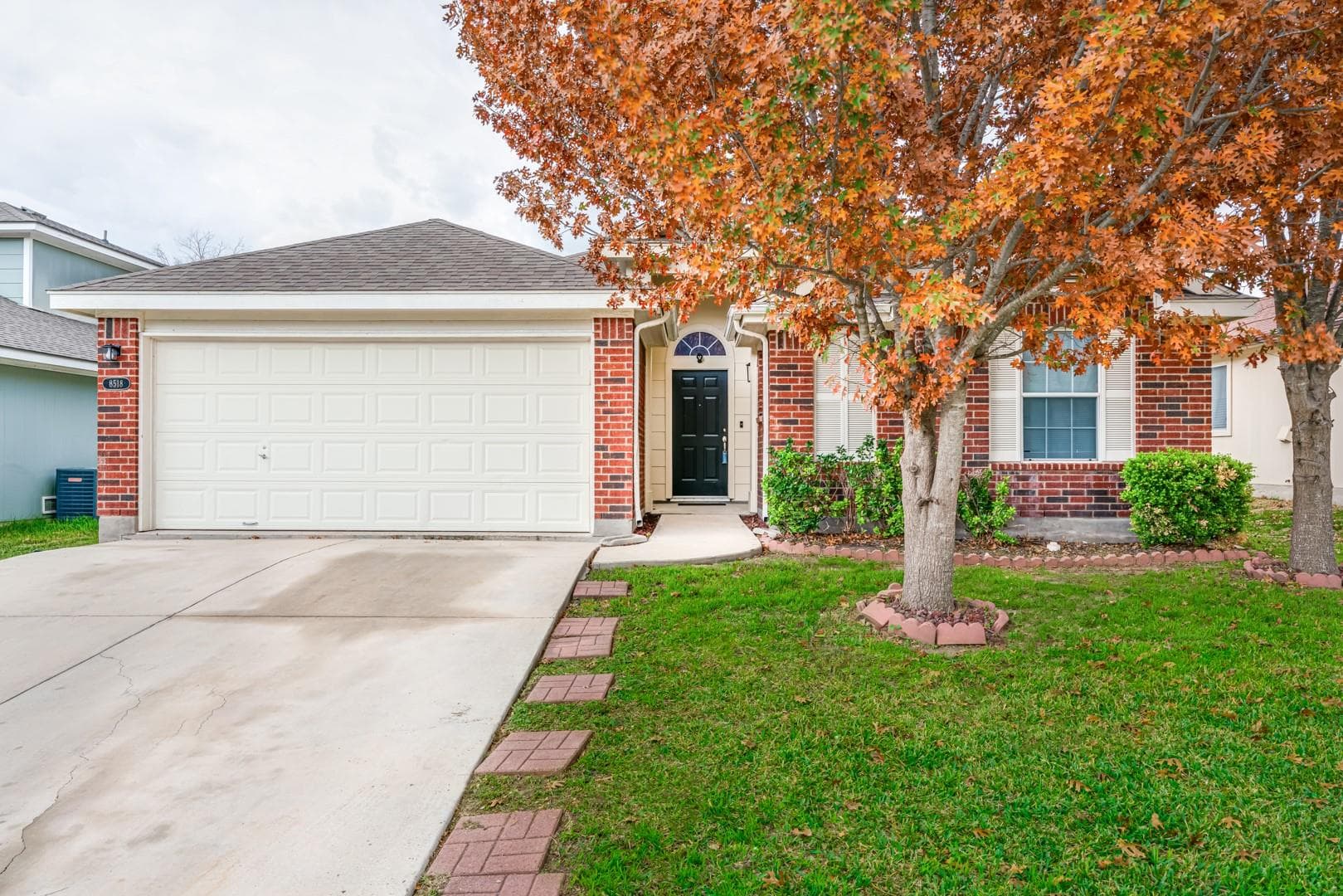 8518 Trumpet Cir