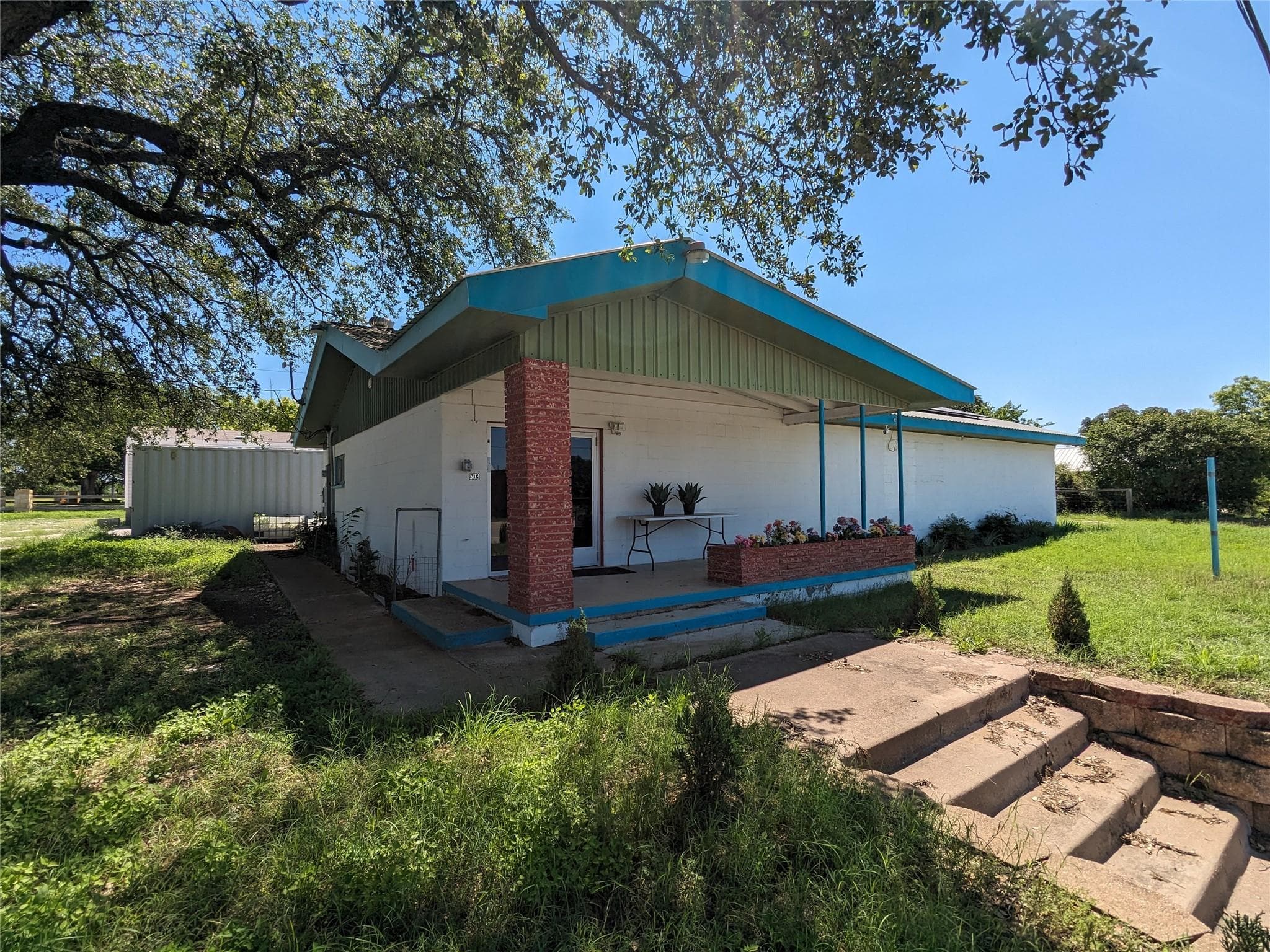 503 S 4th St