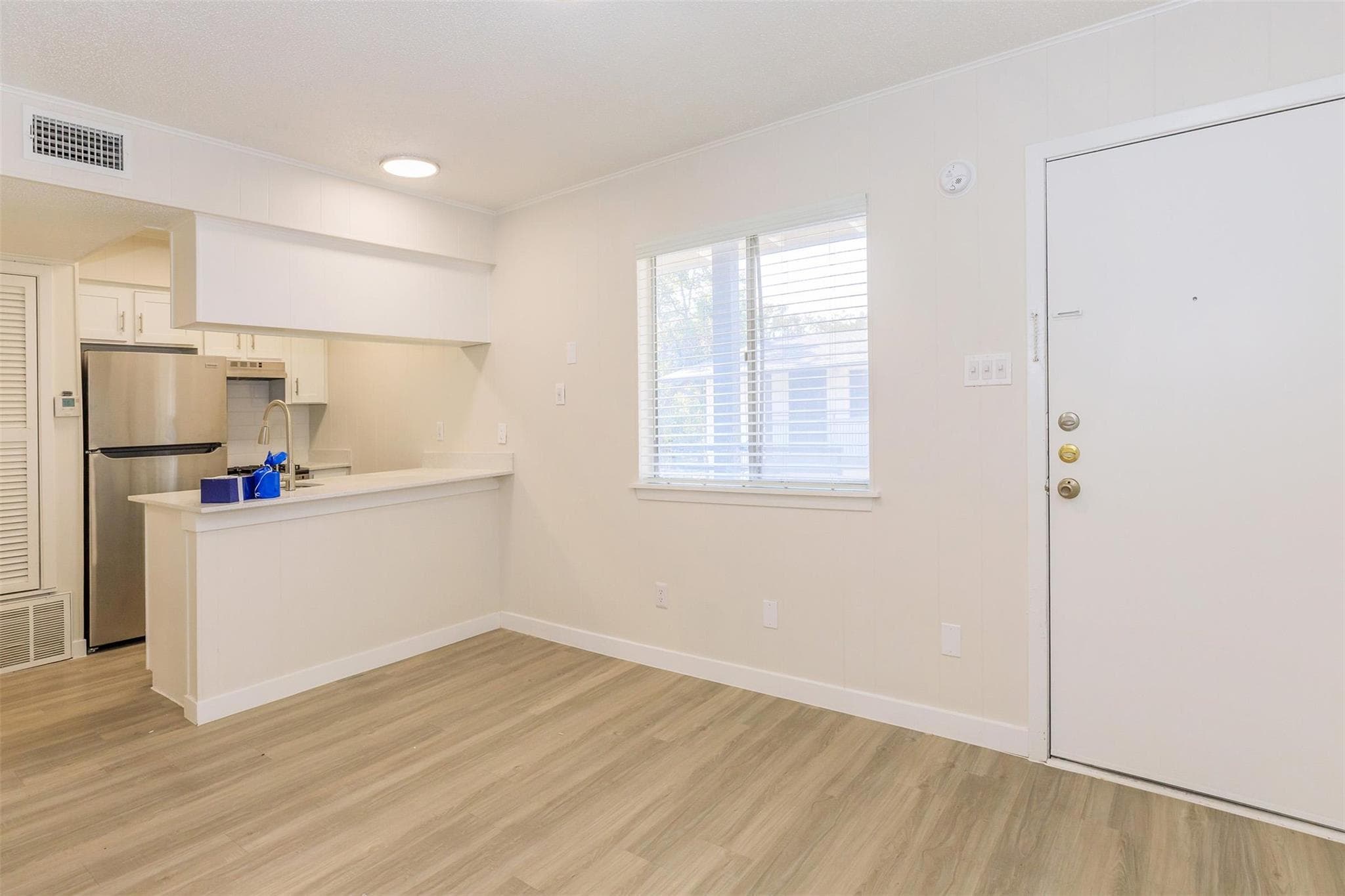 4200  Avenue A None  #208