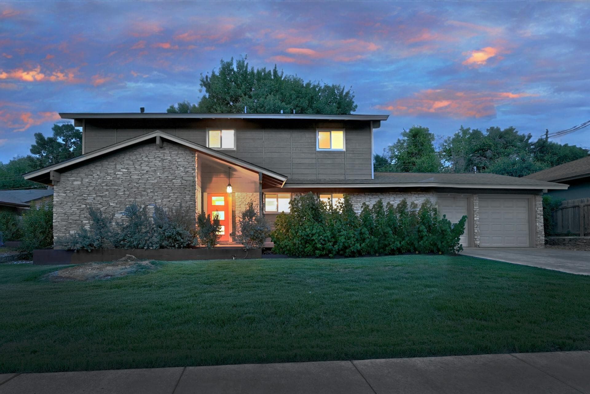 6113 Reicher Dr