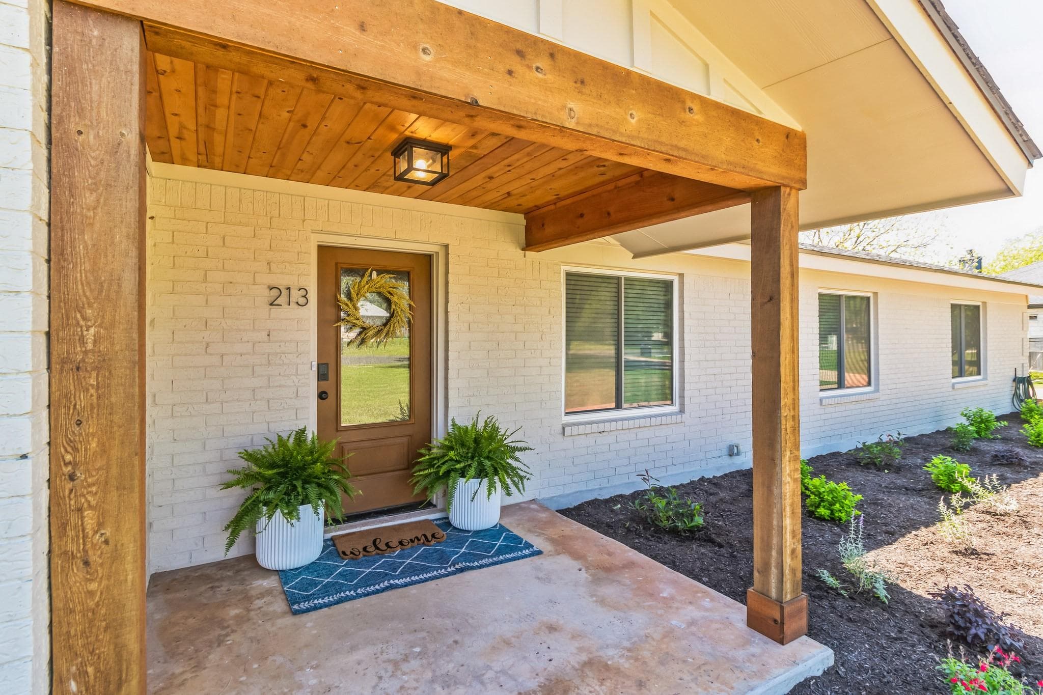 213  Clear Springs Rd