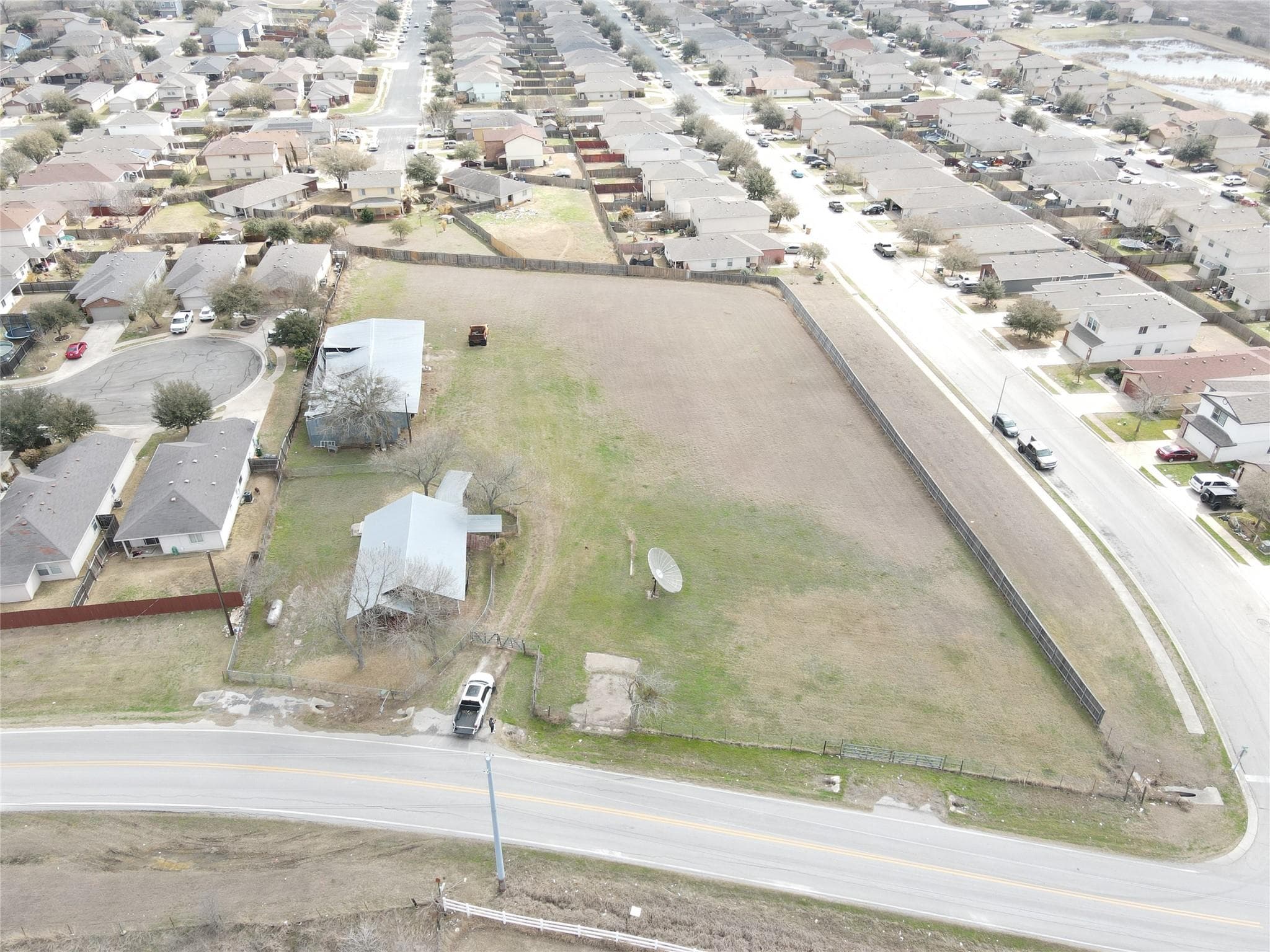 5807  Pearce Ln
