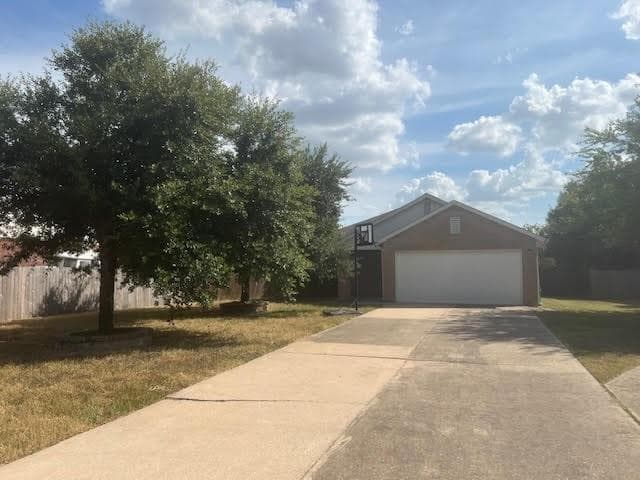 1111 Lincoln Sparrow Cv