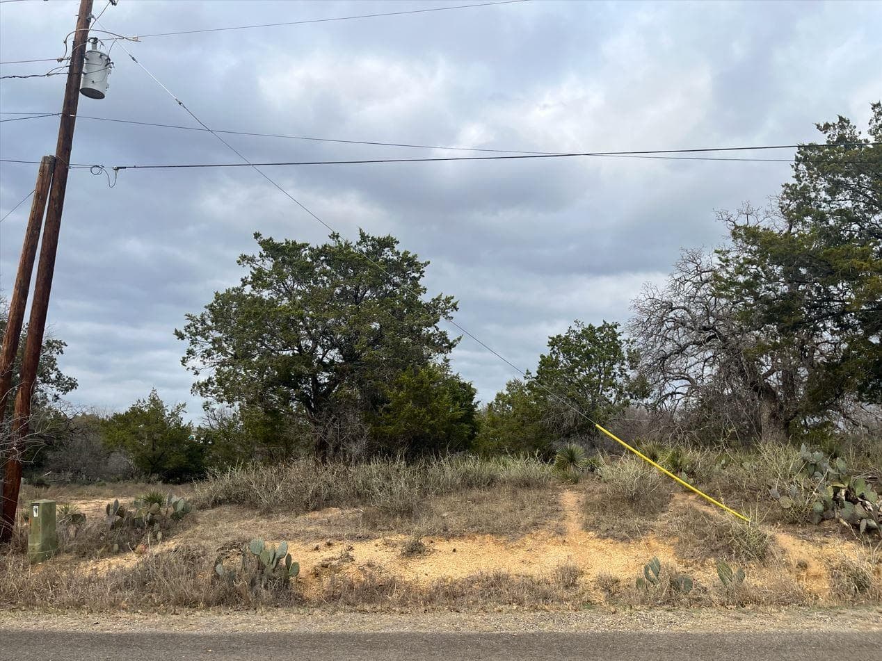 Lot 261 W Briarway Dr