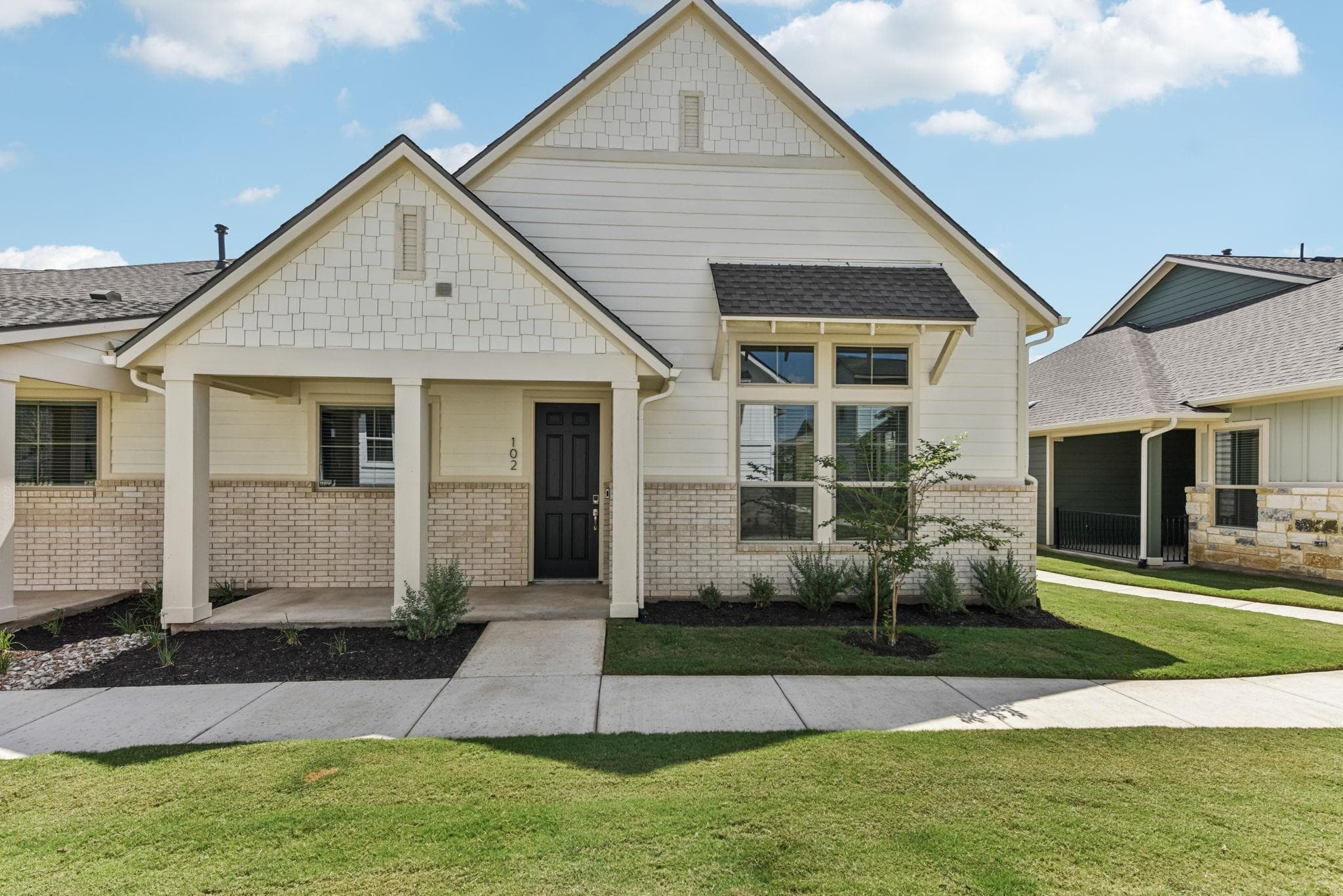 104  Maceo Way  #102