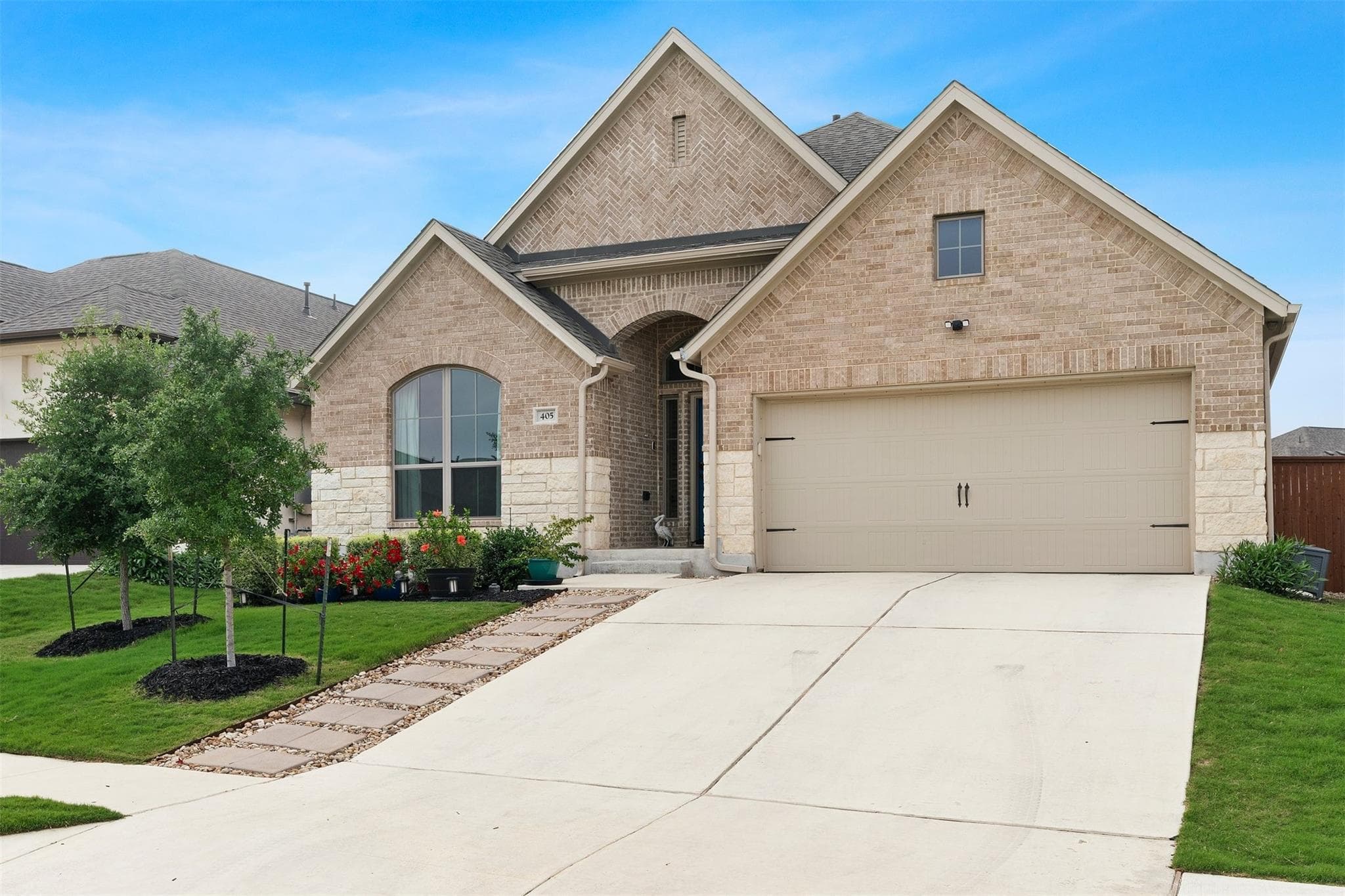 405  Glen Arbor Dr