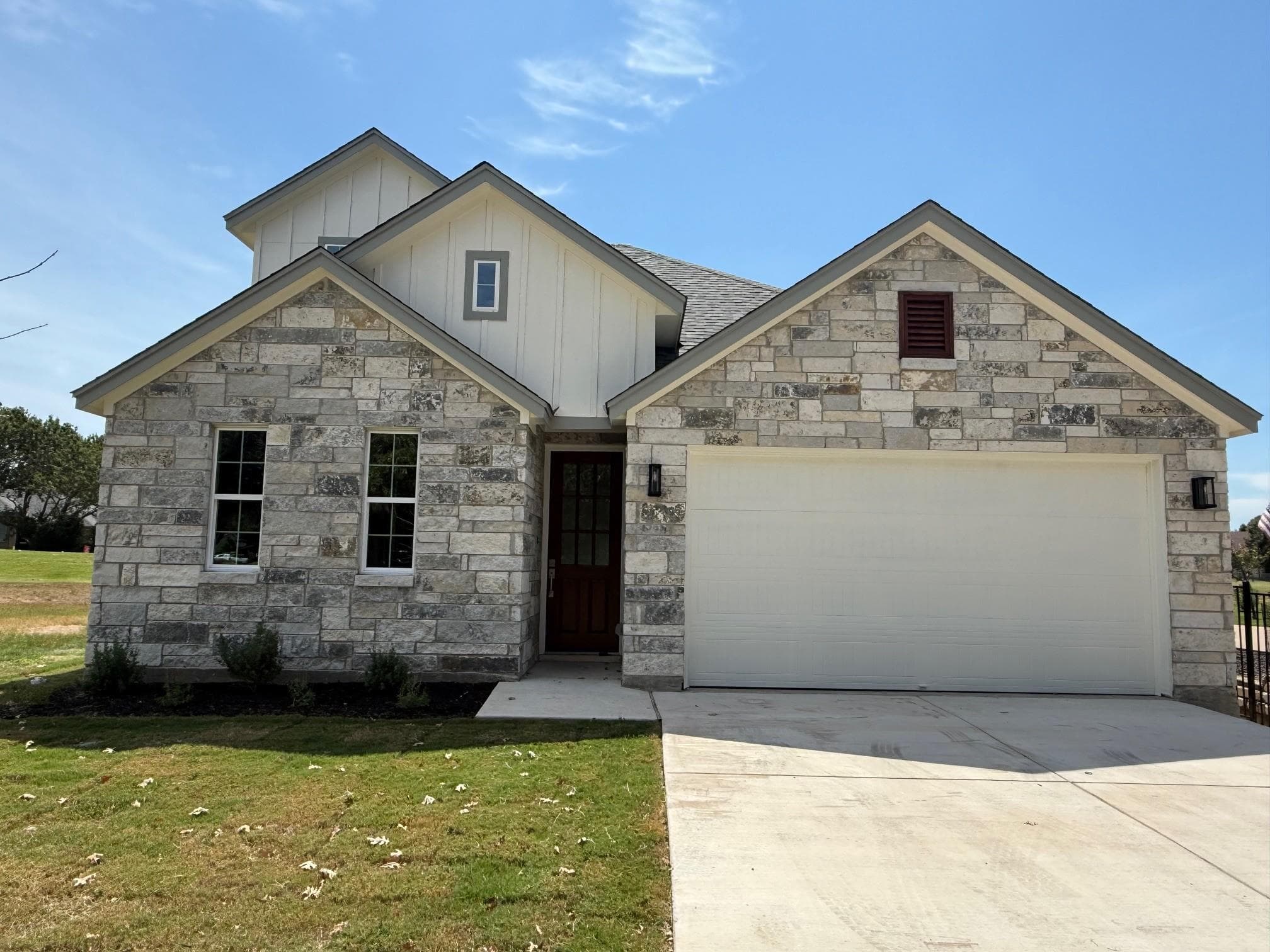 107 Preston Trl