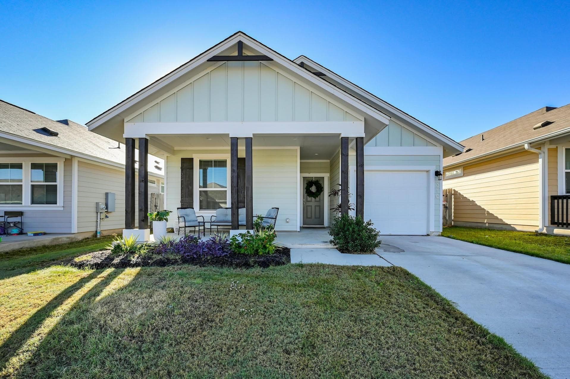316  La Escalera Dr
