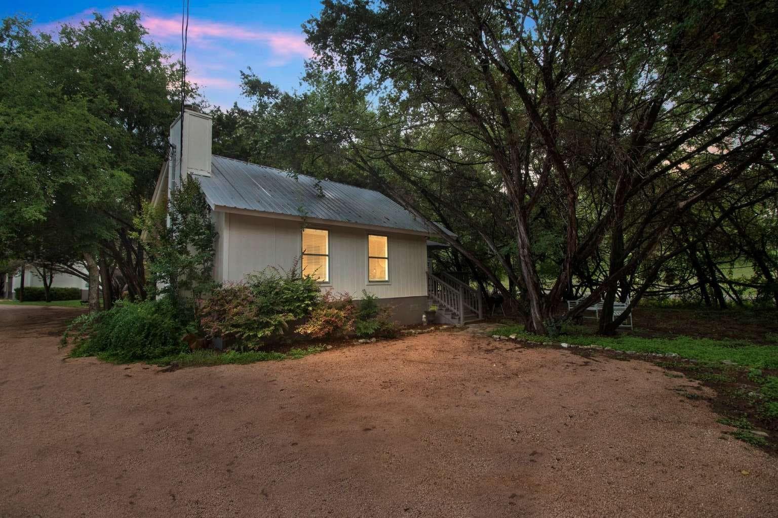 104  Scudder Ln  #1-8