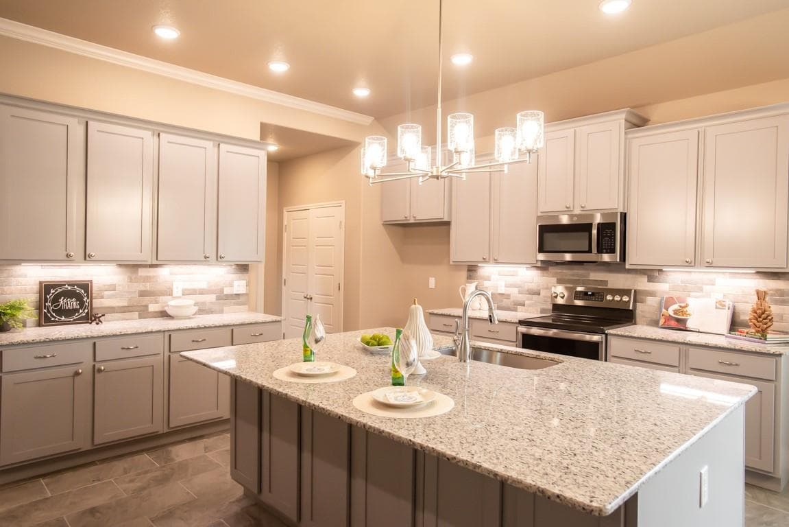 1018 Winchester Dr