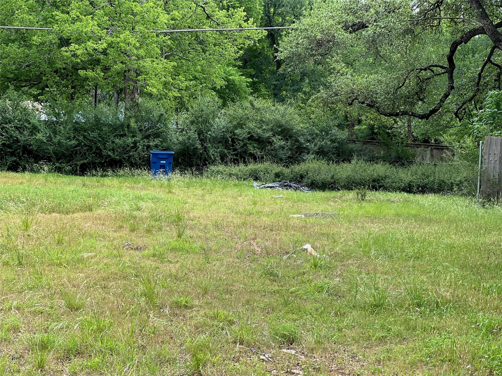 12001 N Commonwealth Way