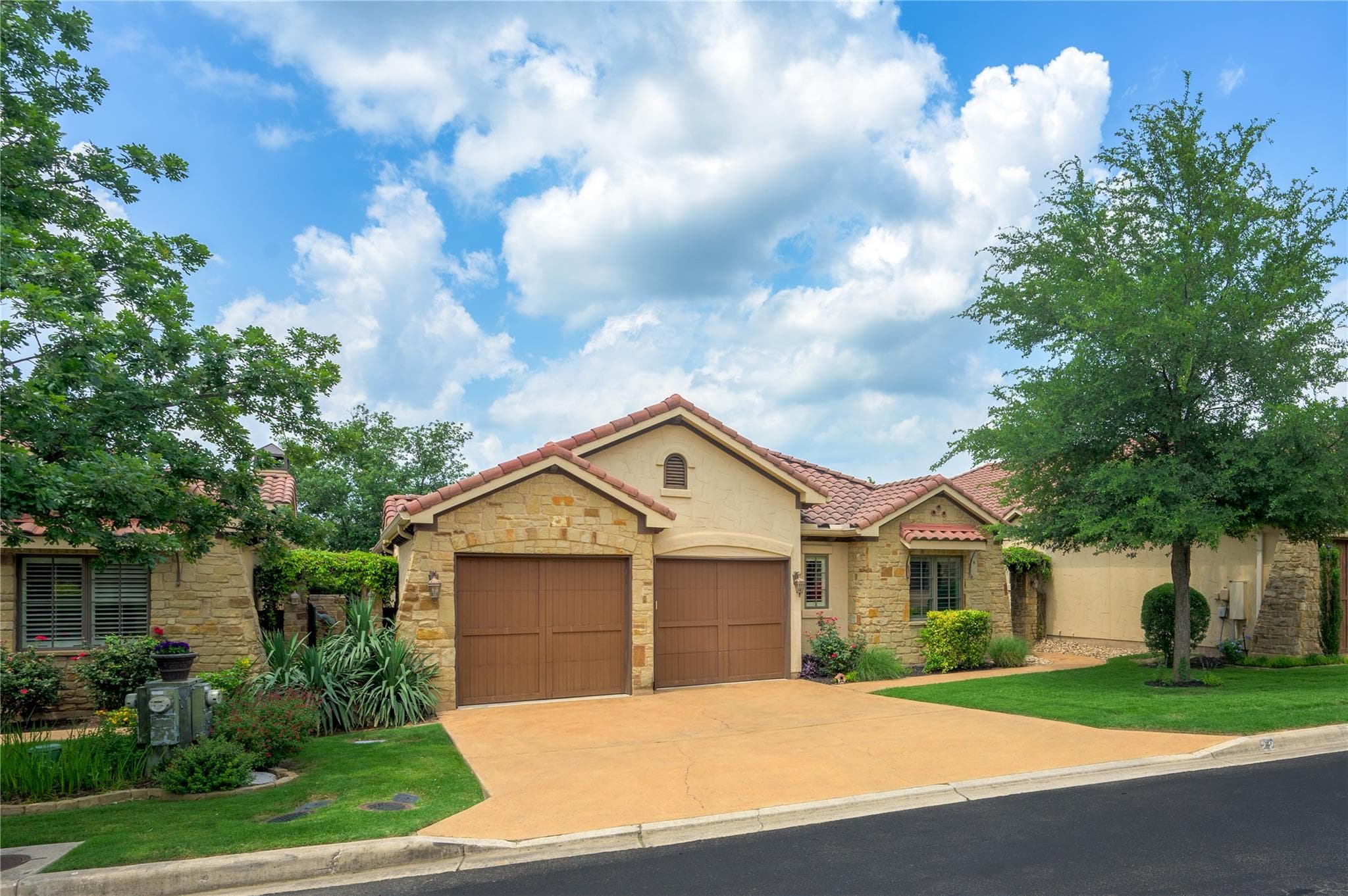 22  Borello Dr