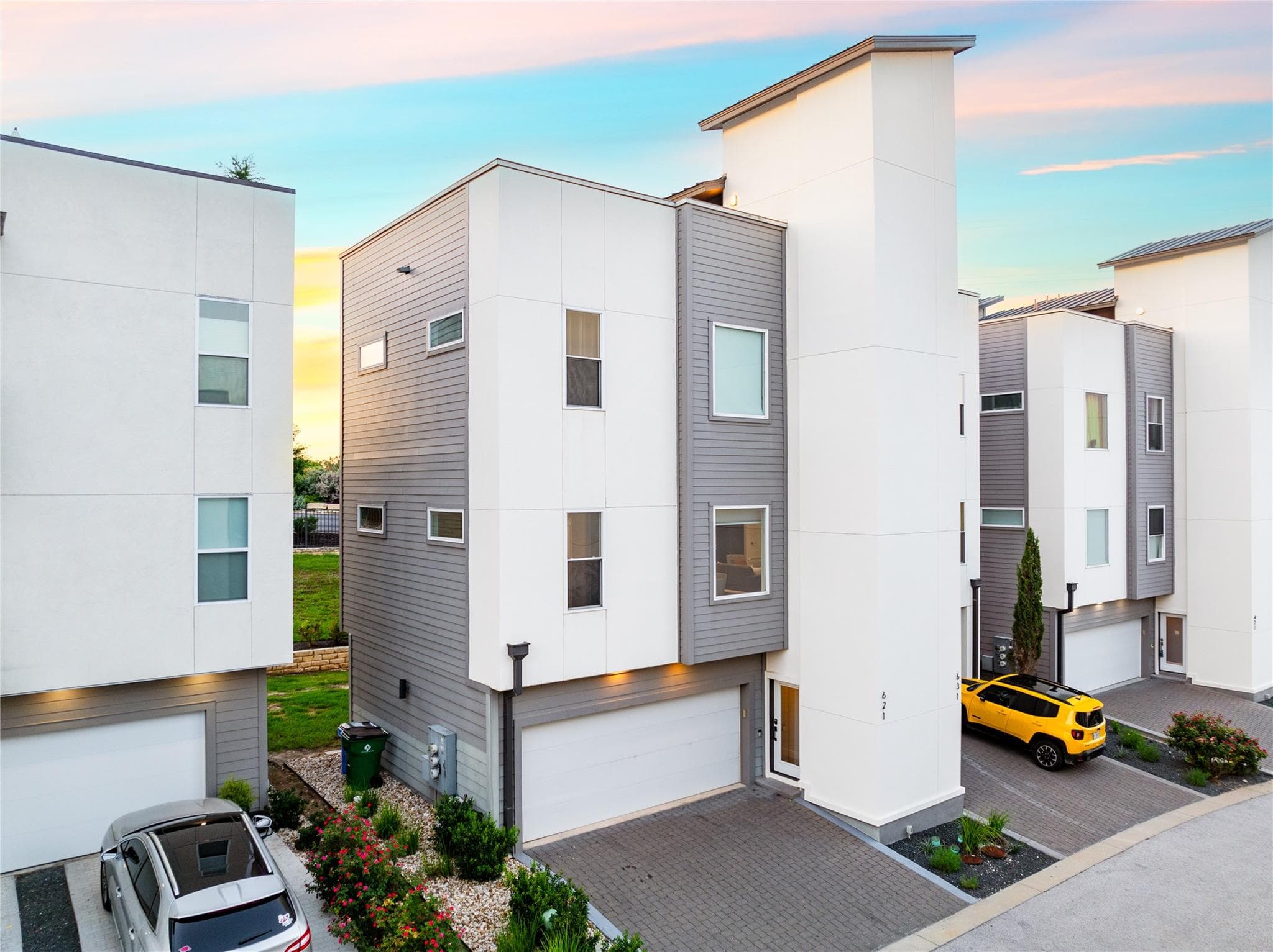 4300  Mansfield Dam Rd  #621