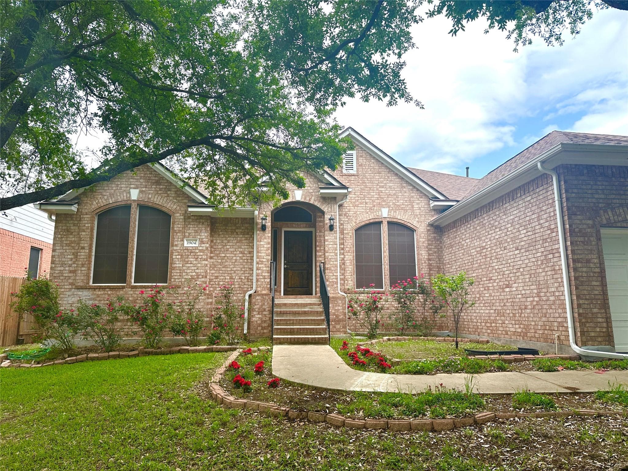 1904  Chasewood Dr  