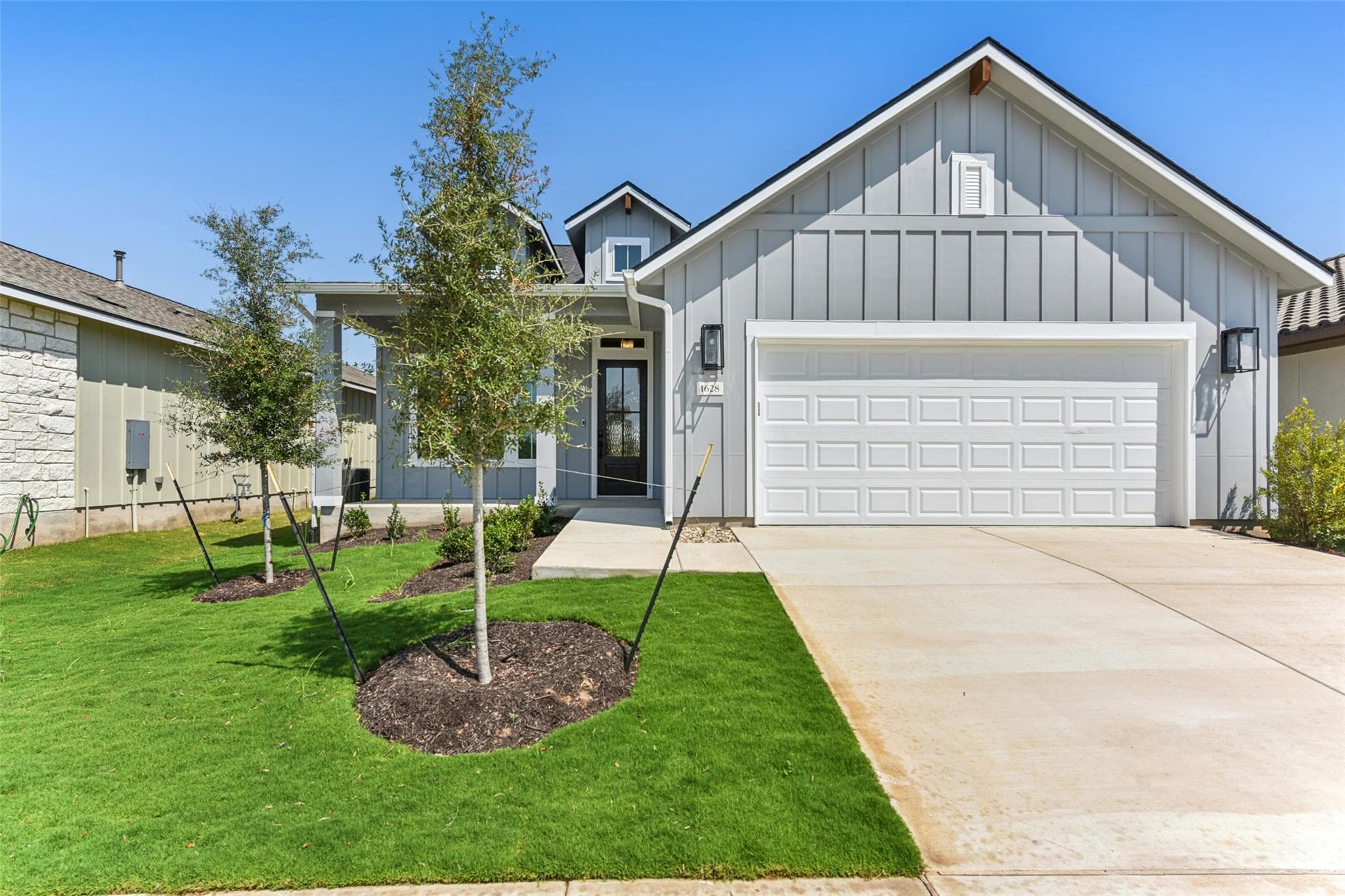 1628  Dancing Oak Ln