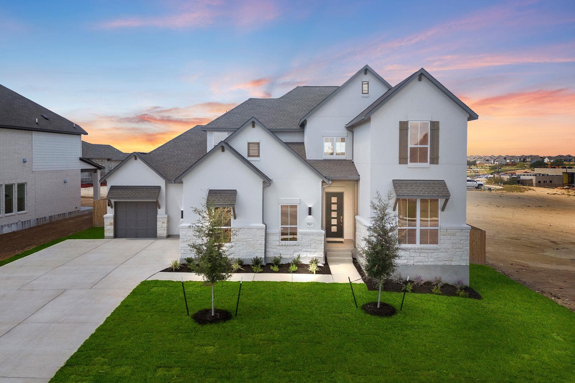 820 S Hemingway Loop