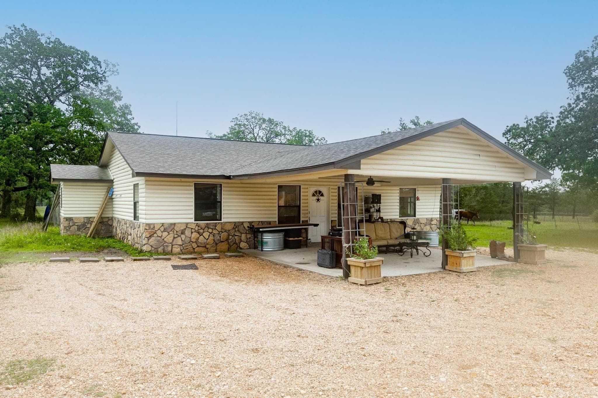 326  Zapalac Rd