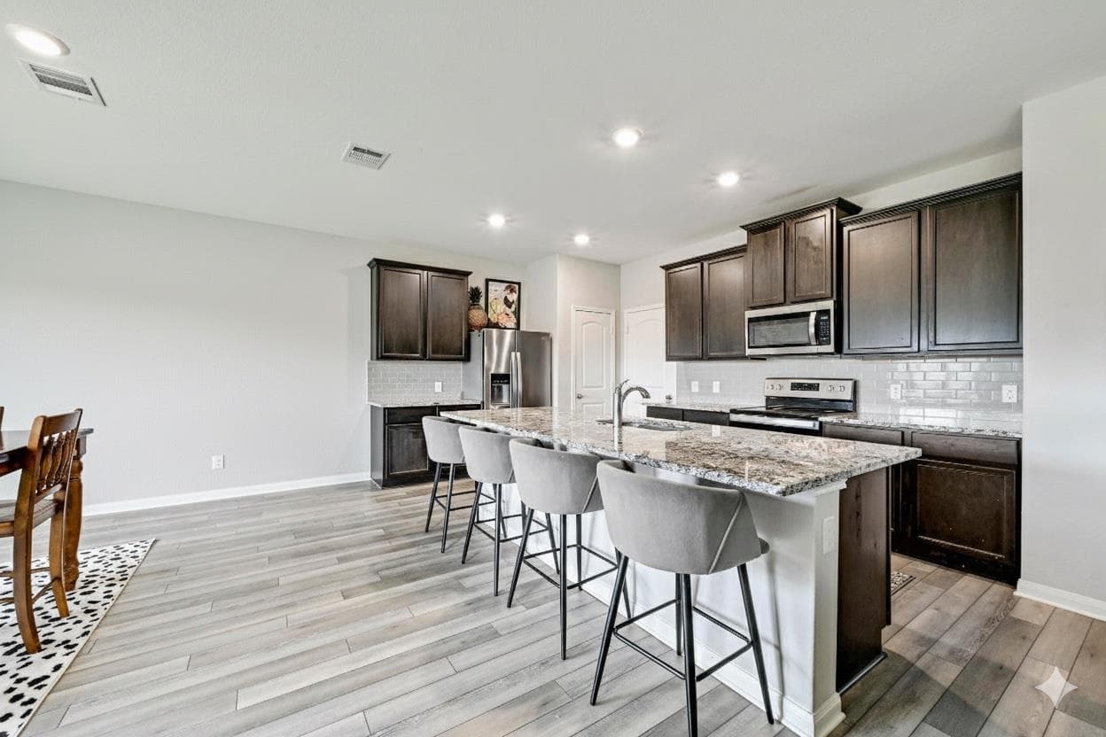 113  Star Spangled Dr