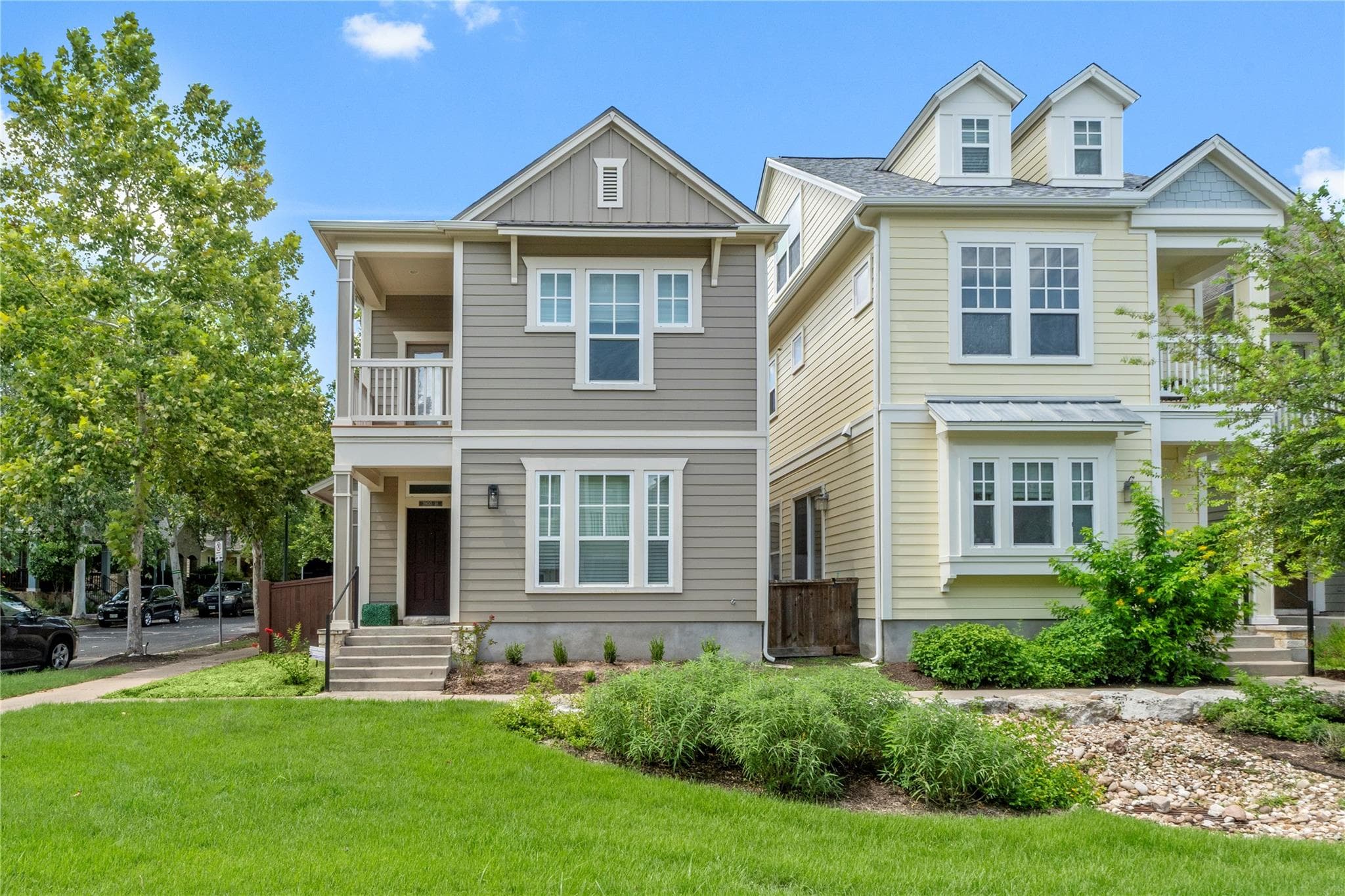 3900  Threadgill St  #16