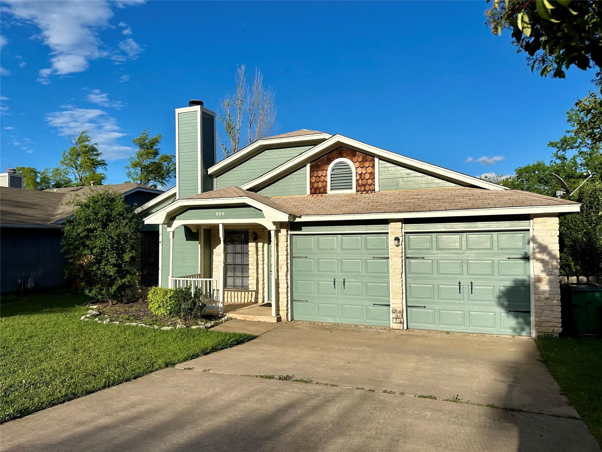 804 Brookside Pass