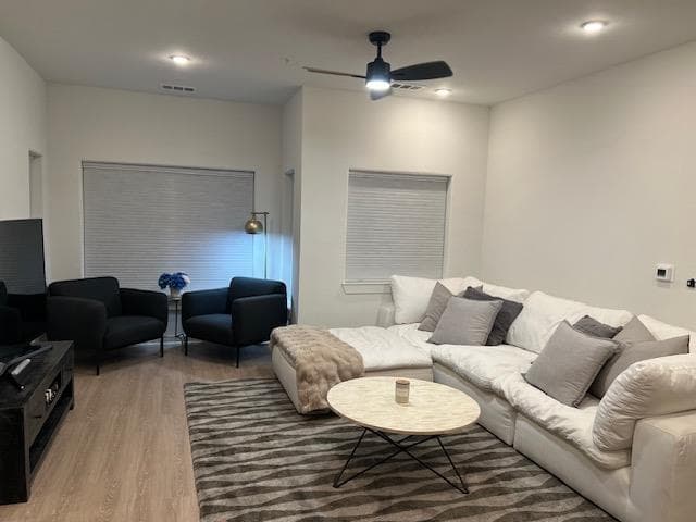 4802 S Congress Ave  #121