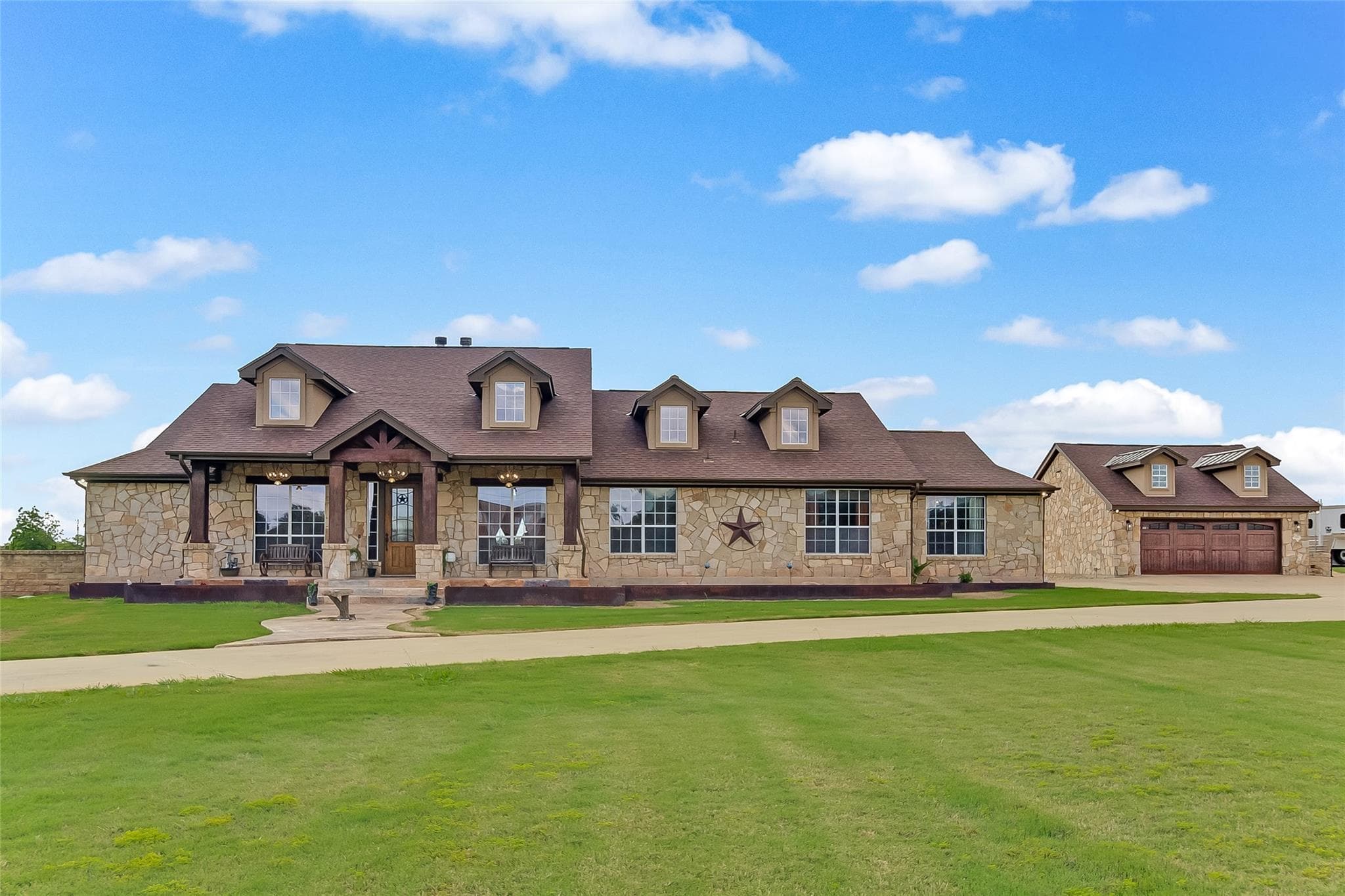106  Deep Lake Dr