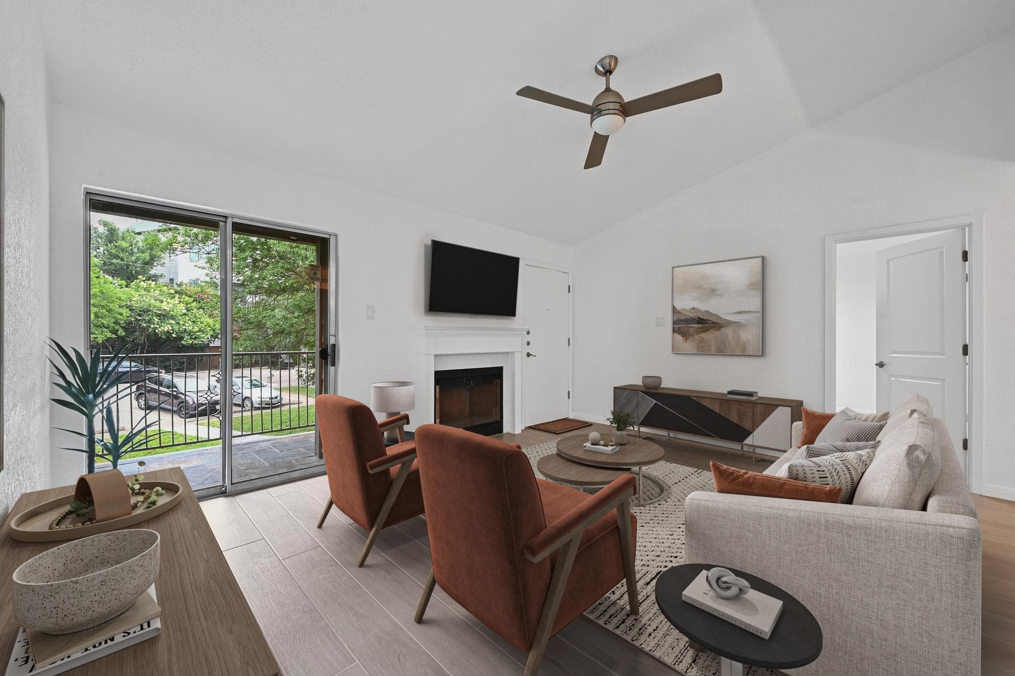 3204  Menchaca Rd  #212