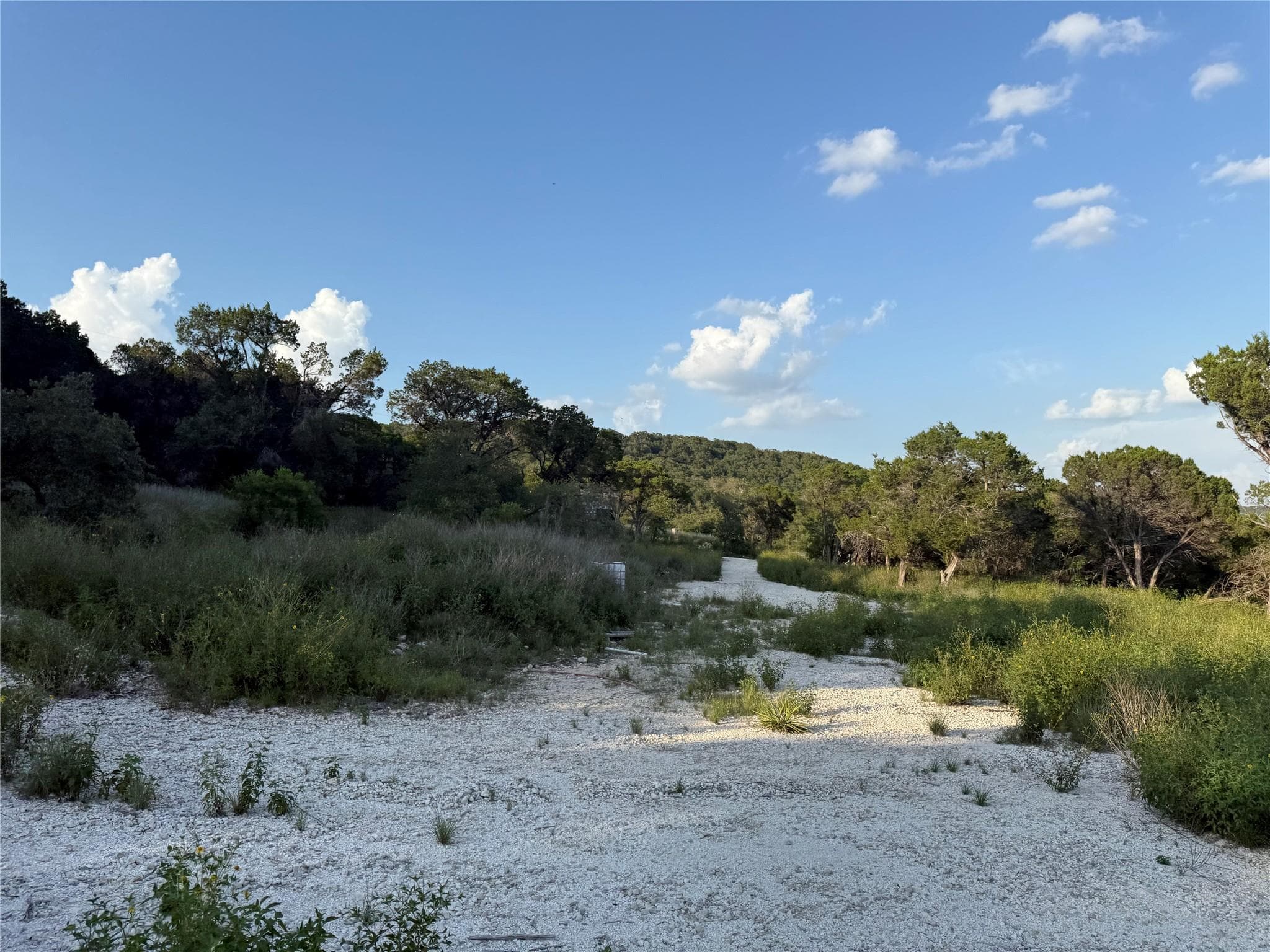 18801  Lake Crest Dr