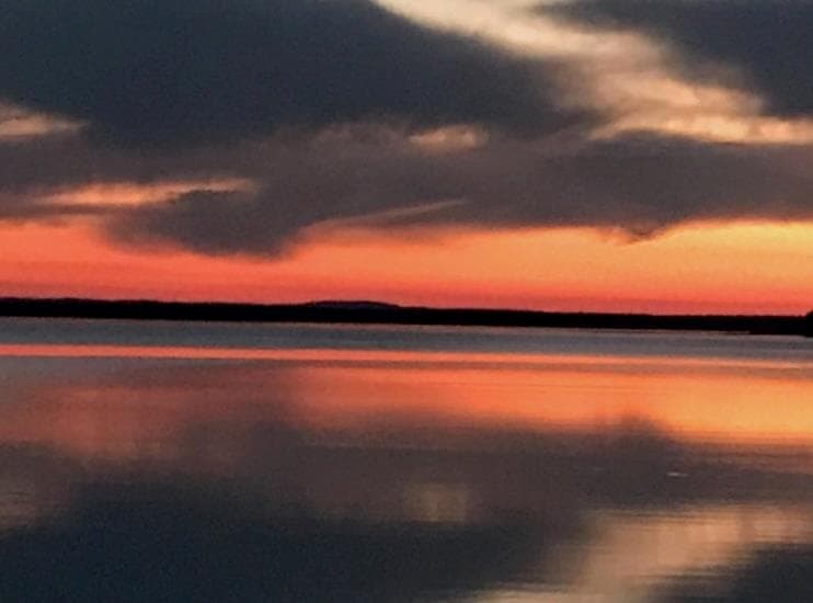 325  Eagle Rest Ln NW