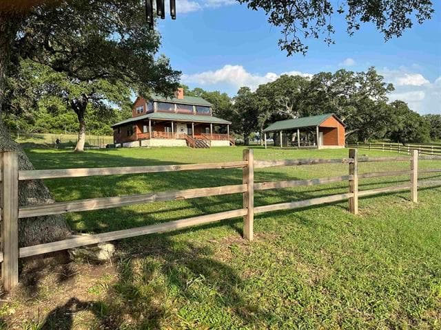 534 Scotts School Rd