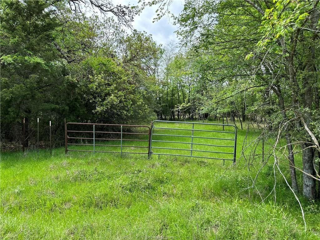 00  Hickory Loop Rd