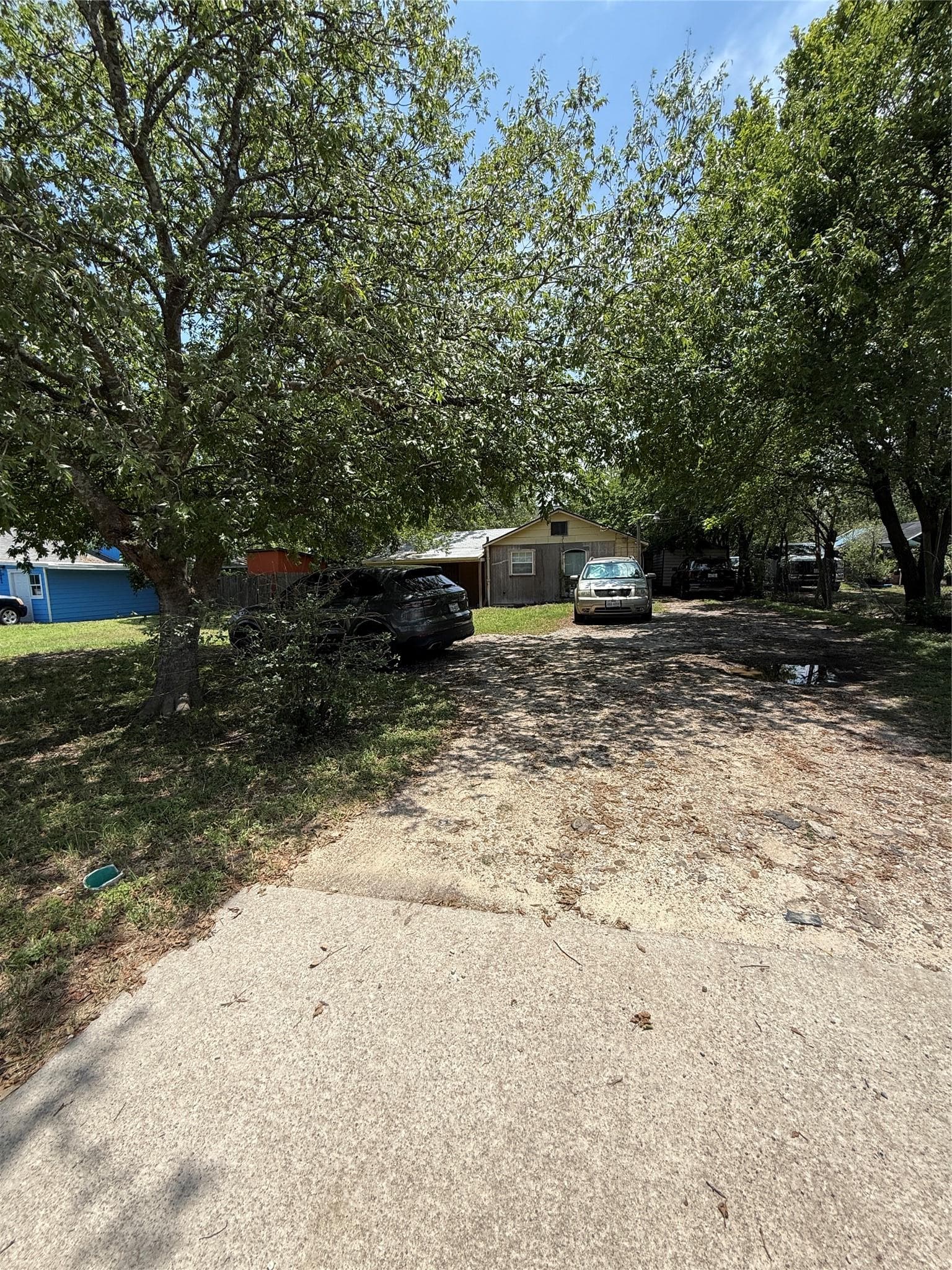 2703  Wheless Ln  