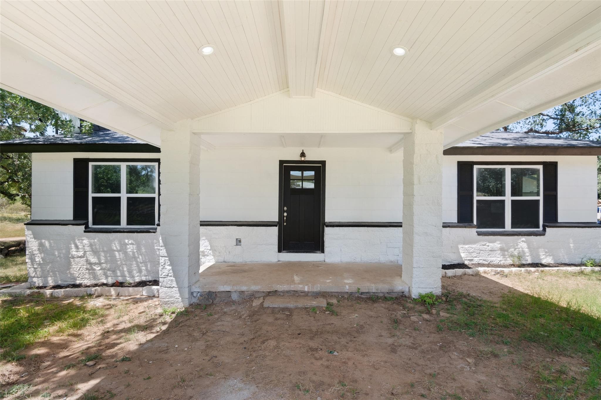210 Highcrest Dr