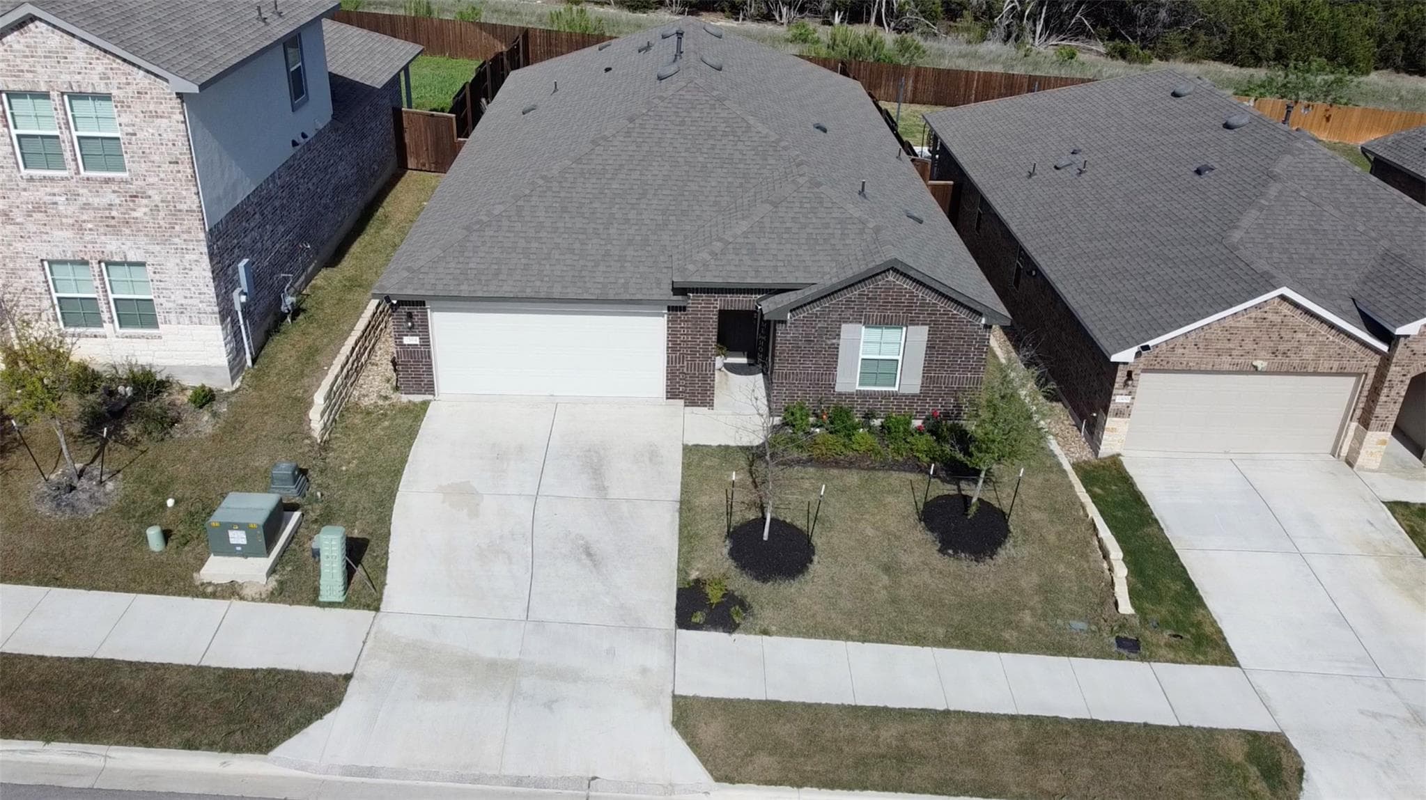 2504  Indian Clover Trl