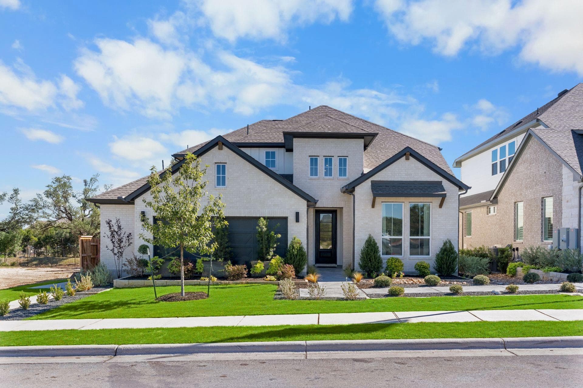 212  Shady Spring Trl