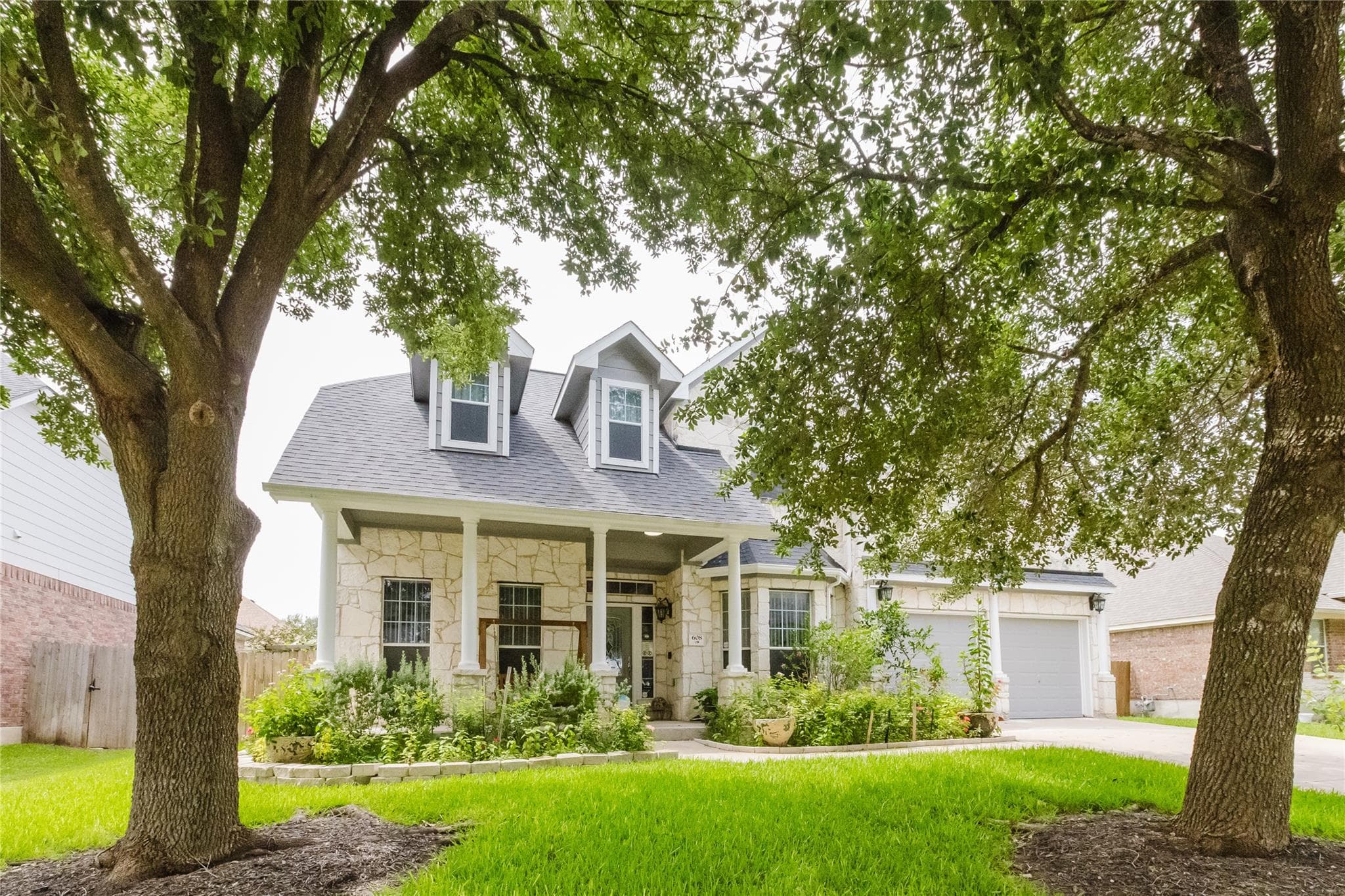 608  Stansted Manor Dr