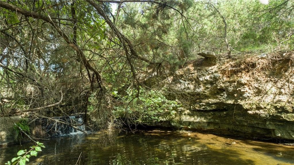 2200 S Ranch Road 620 None