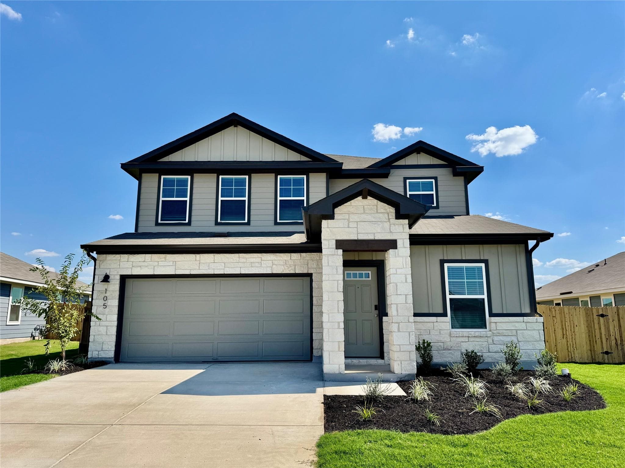 105  Osprey Chain None