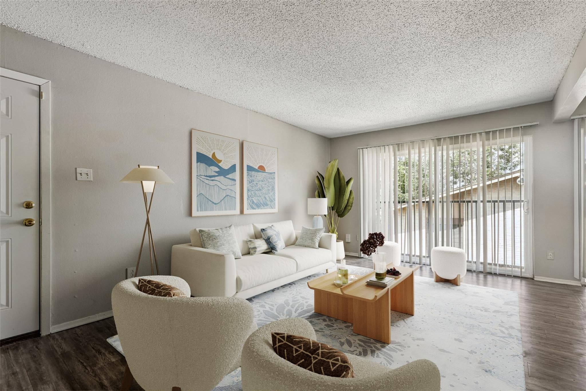 2124  Burton Dr  #203