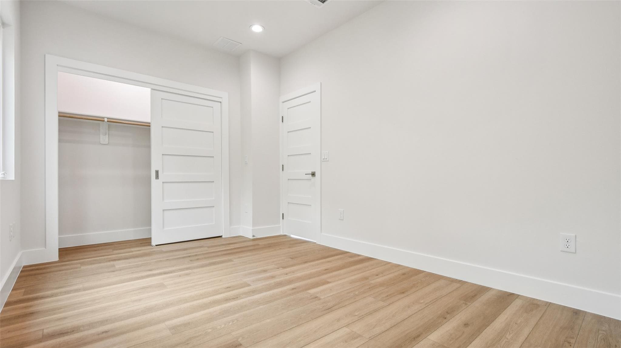 9104  Georgian Dr