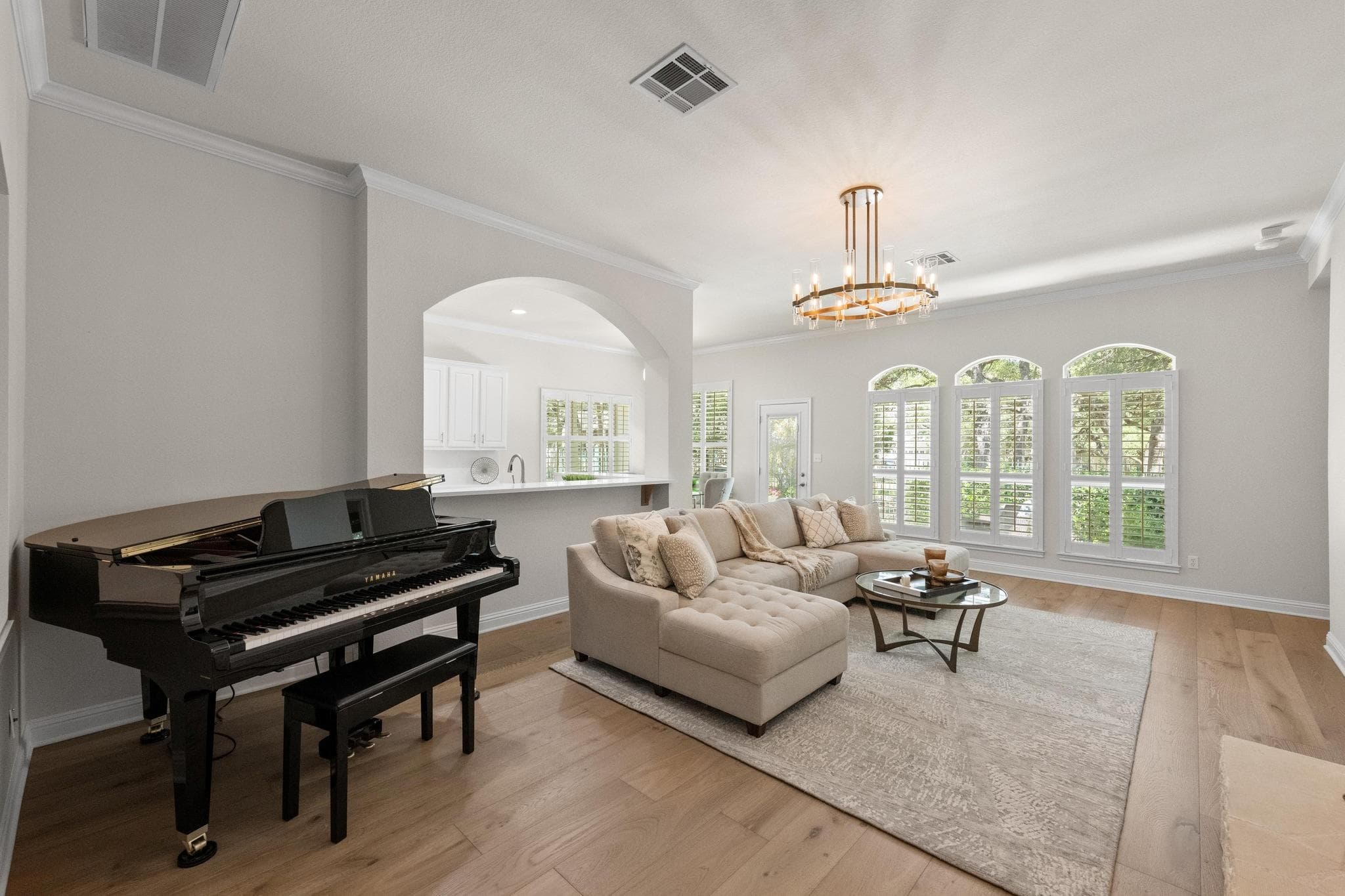 5000  Mission Oaks Blvd  #47