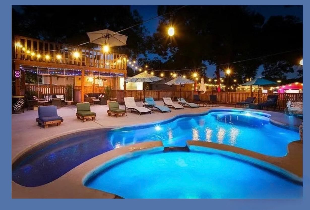 683 & 695  Albert St