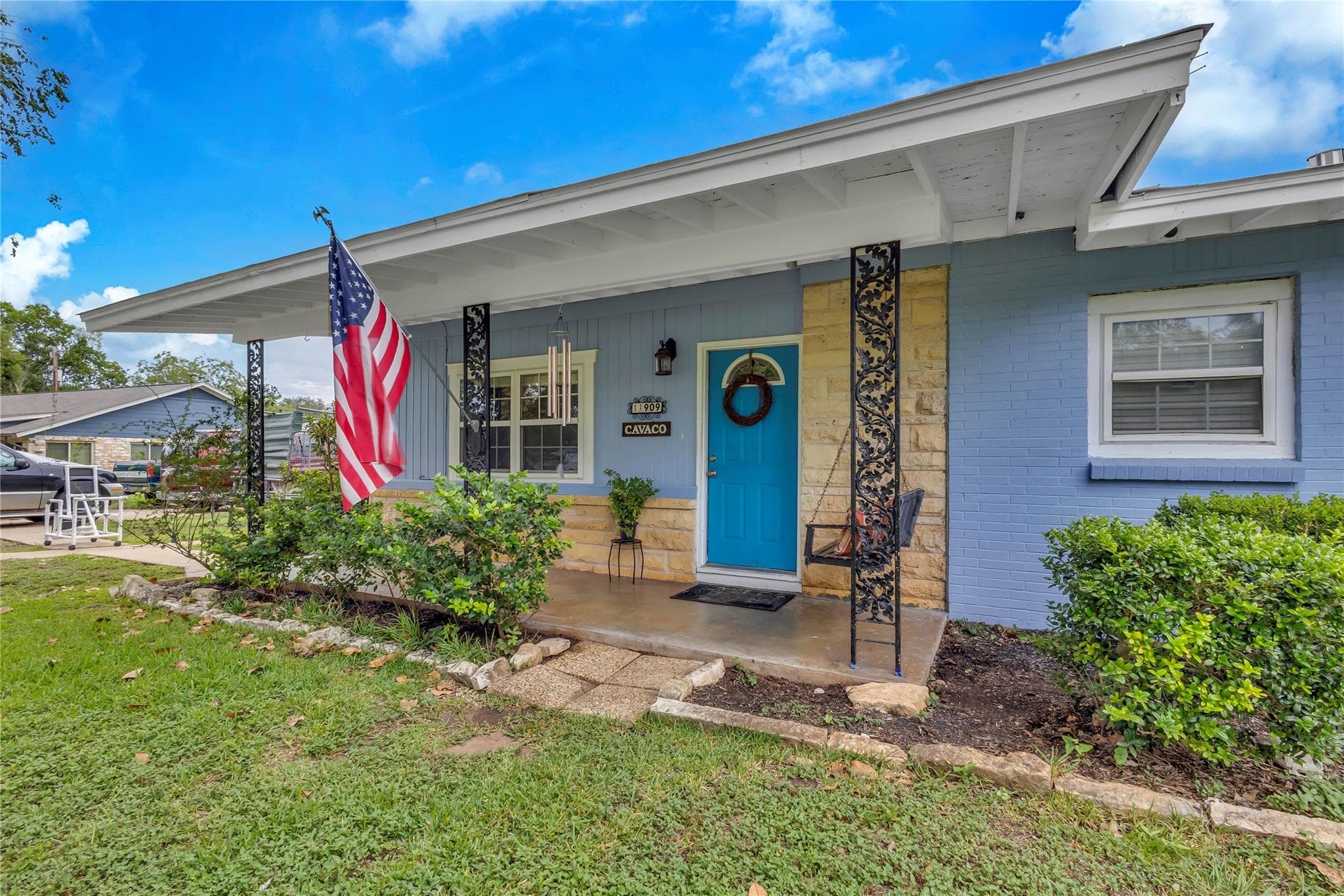 11909  Bluebonnet Ln  