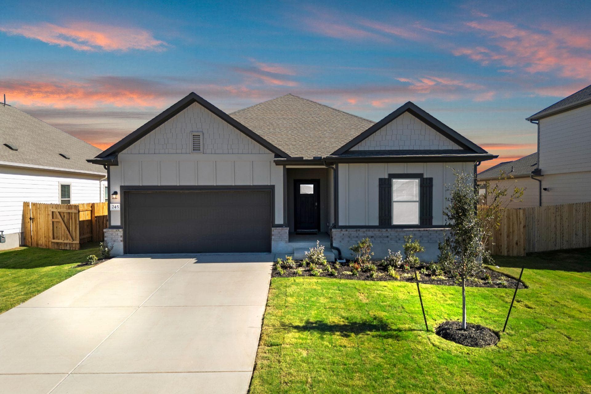 245  Red Tail Hawk Ln