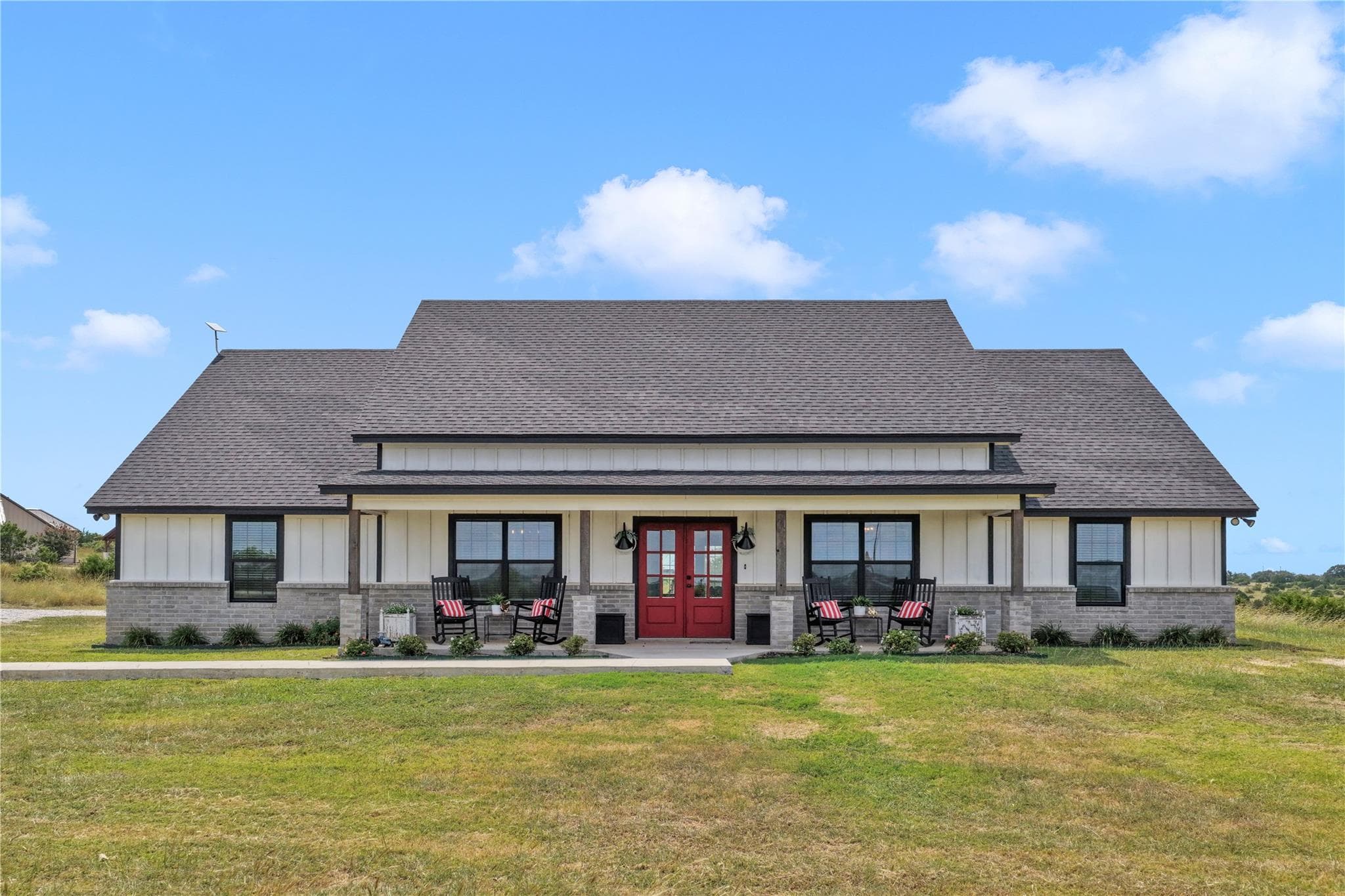 709  Three Creeks Dr