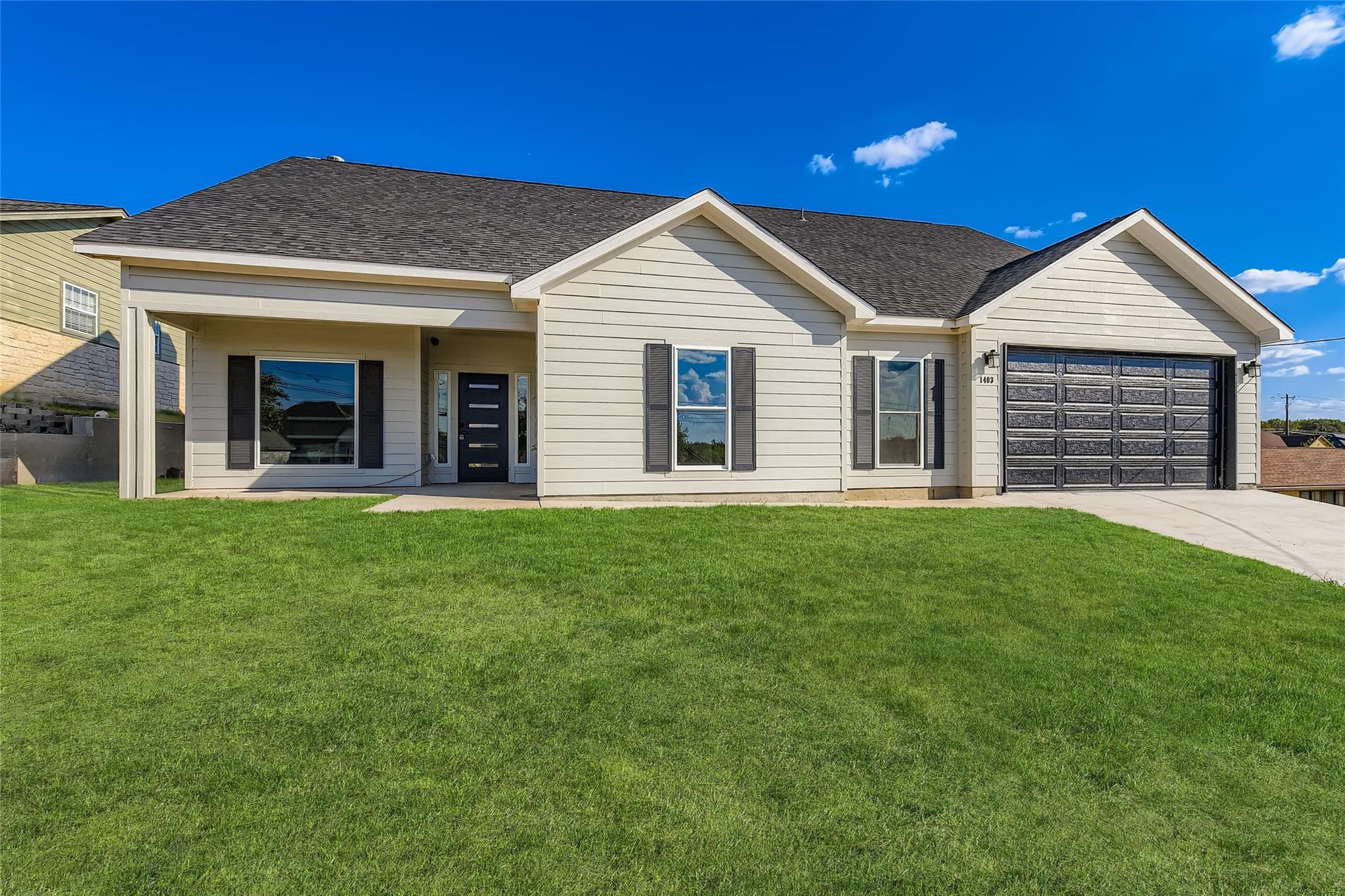 1403  Sunset Dr