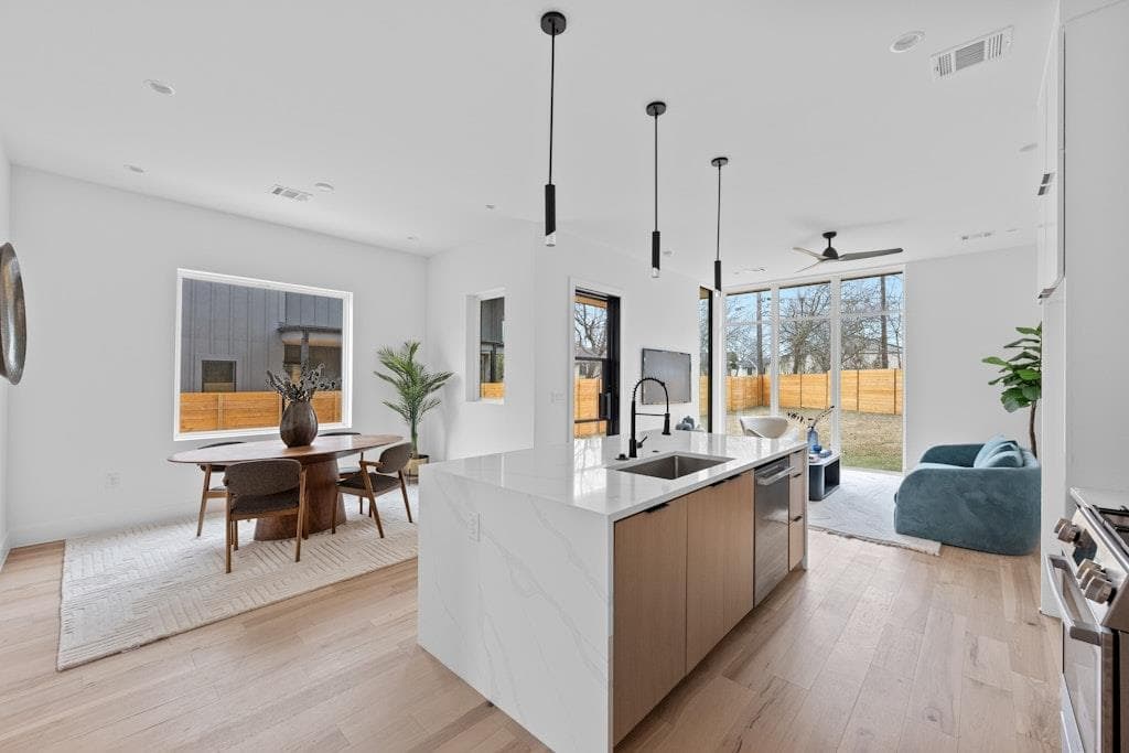 1409  Valleyridge Dr  #B